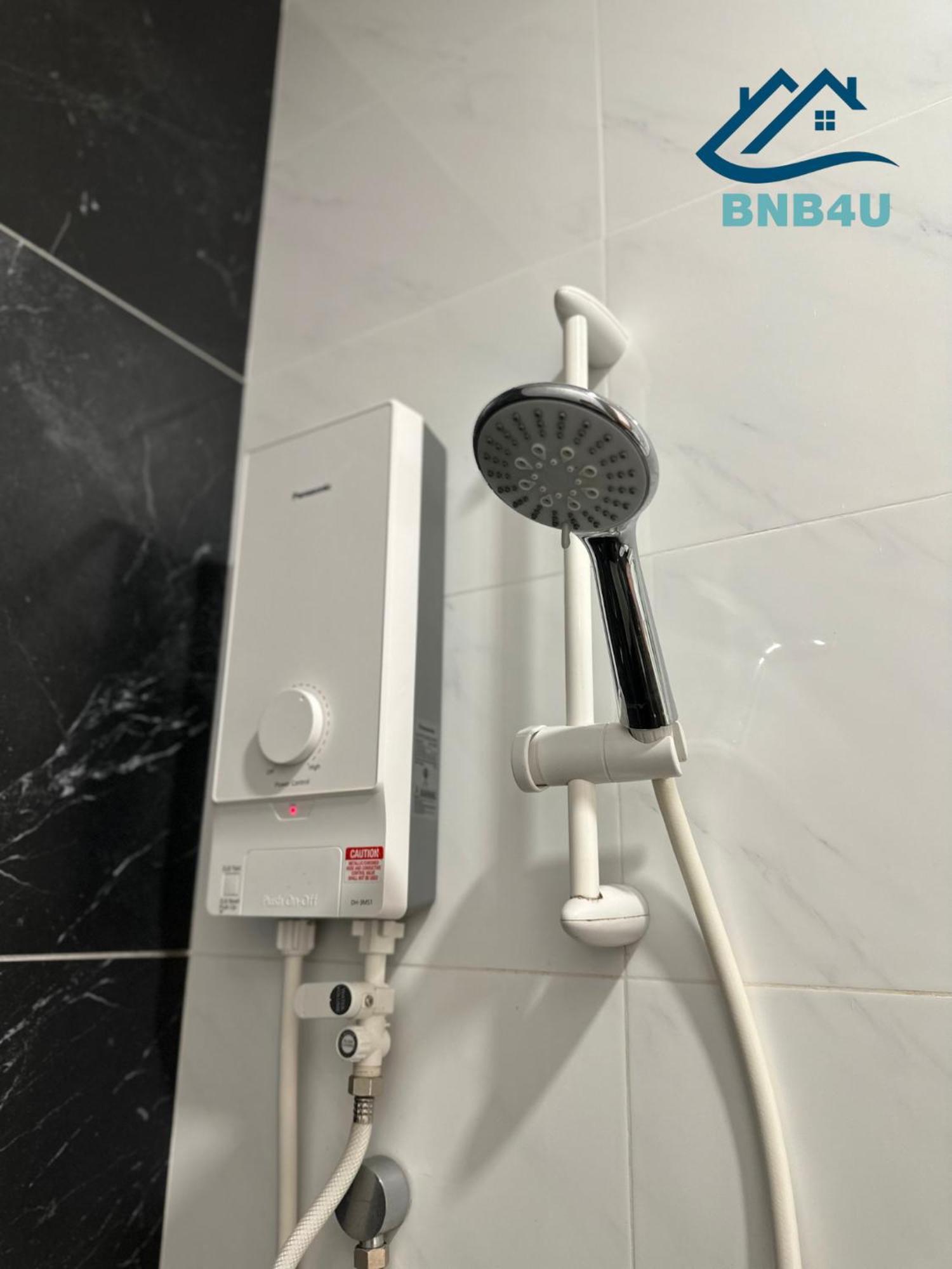 Beacon 2Br Infinity Pool - By Bnb4U Τζωρτζ Τάουν Εξωτερικό φωτογραφία