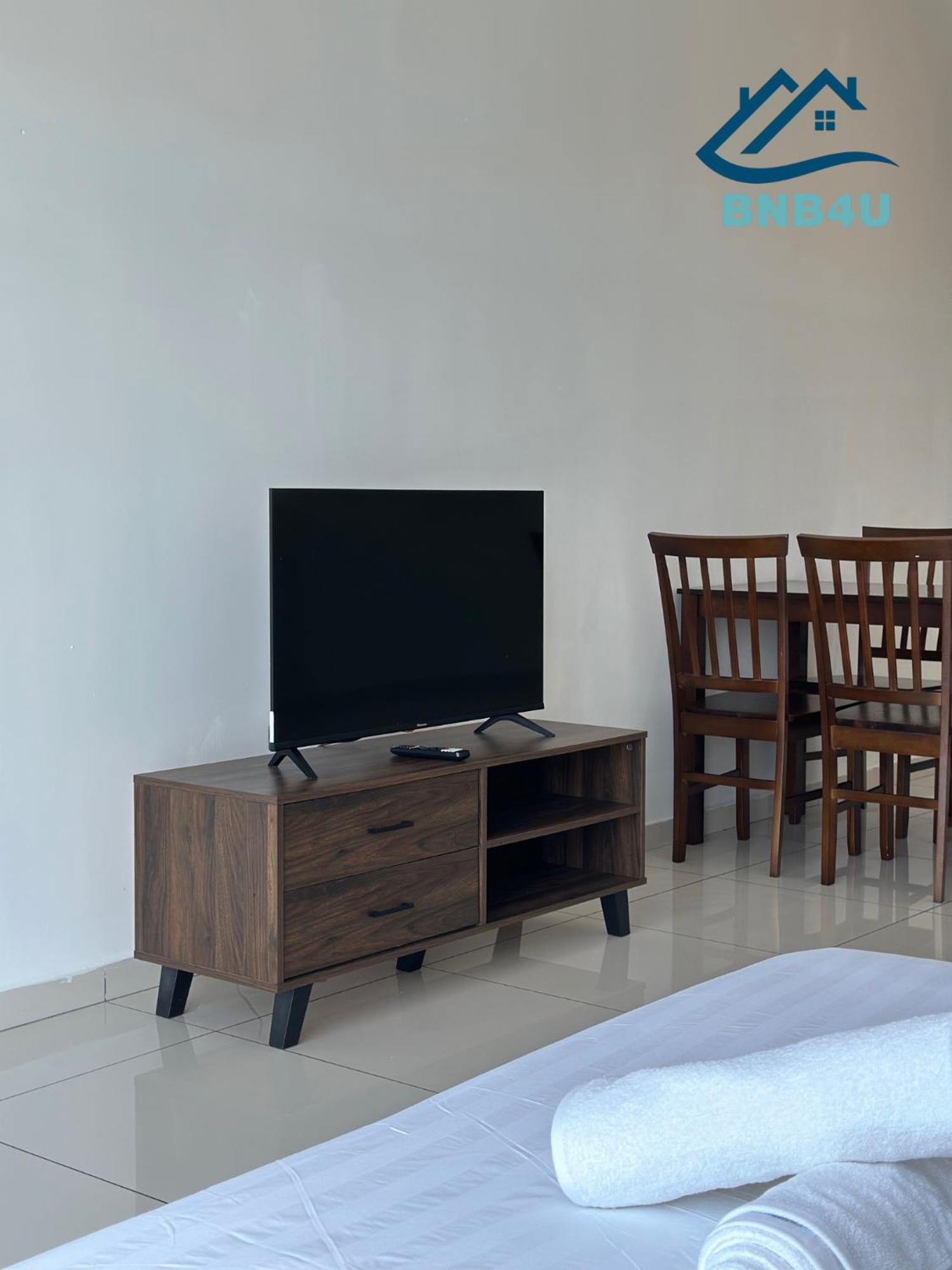 Beacon 2Br Infinity Pool - By Bnb4U Τζωρτζ Τάουν Εξωτερικό φωτογραφία