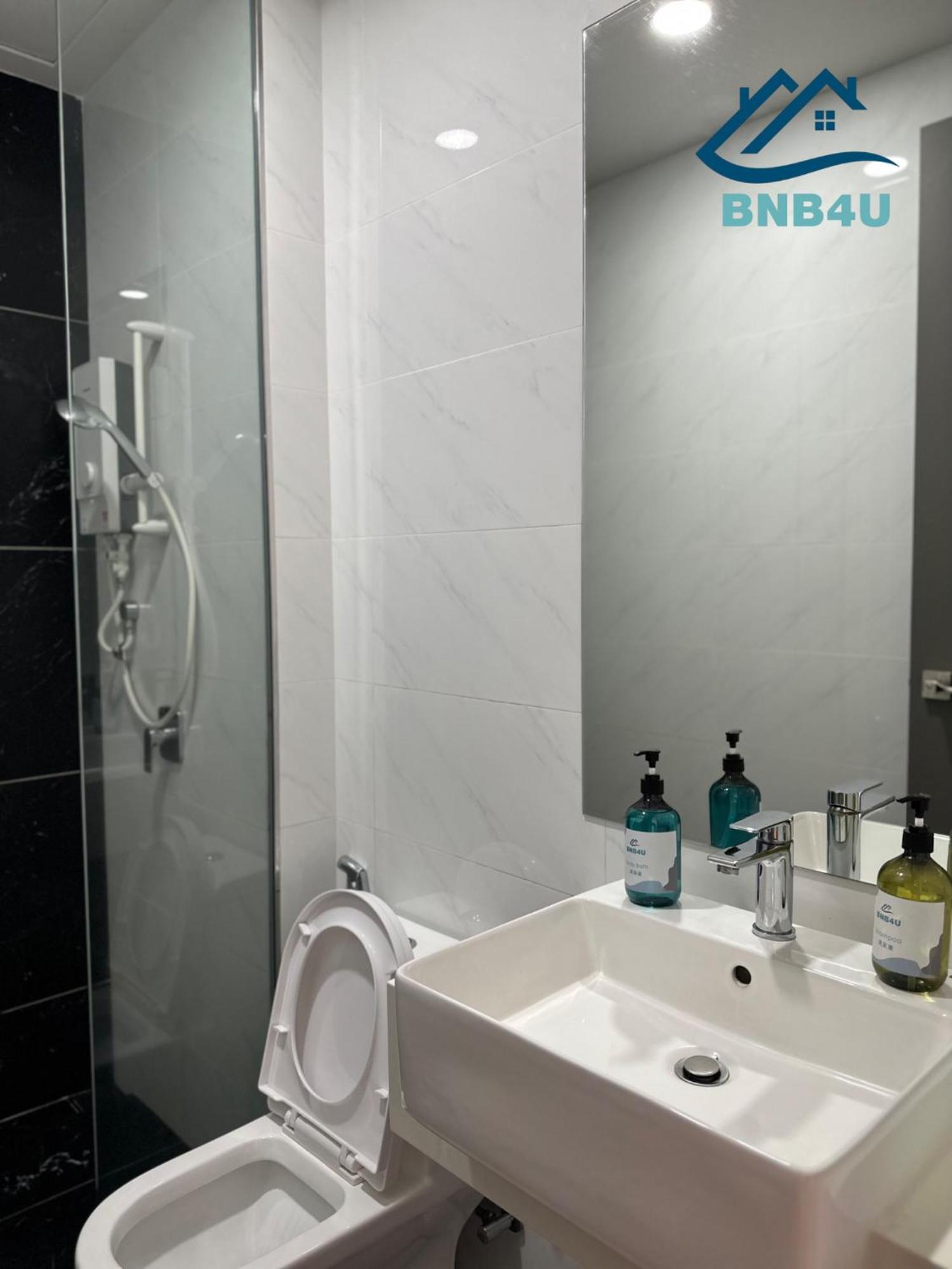 Beacon 2Br Infinity Pool - By Bnb4U Τζωρτζ Τάουν Εξωτερικό φωτογραφία
