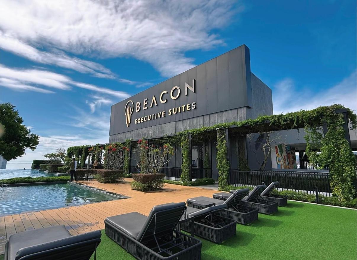 Beacon 2Br Infinity Pool - By Bnb4U Τζωρτζ Τάουν Εξωτερικό φωτογραφία